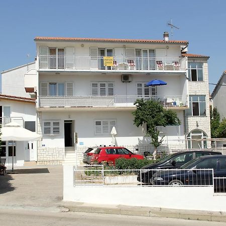 Apartmani Ljubo Primošten Екстериор снимка