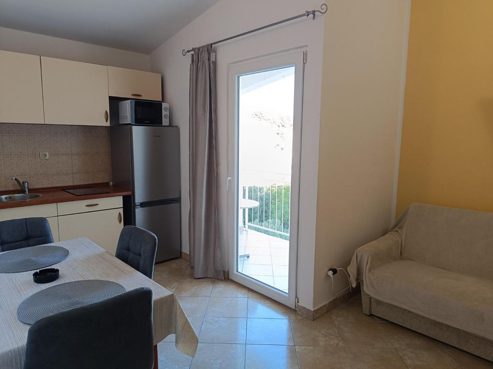 Apartmani Ljubo Primošten Екстериор снимка